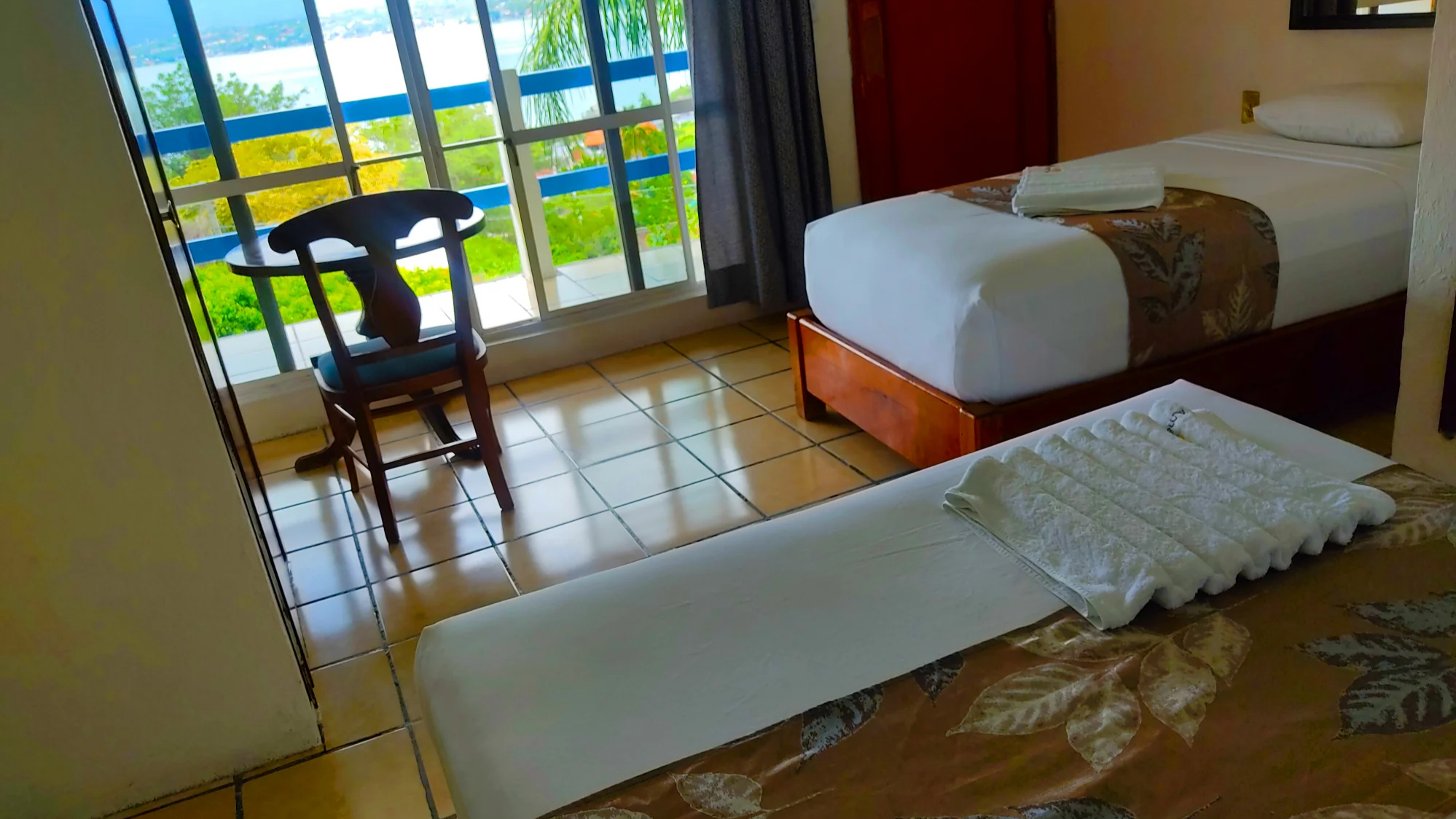 Triple Room – With View